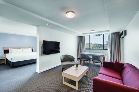 Central Studio Hotel Sydney - Holiday Adelaide 3