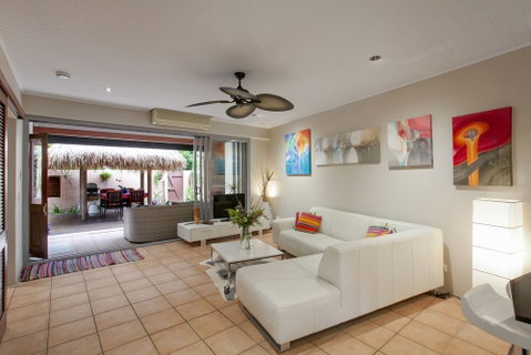 L'Auberge Noosa - Holiday Adelaide 6