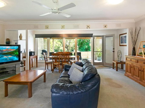 Glen Isla House - Holiday Adelaide 4