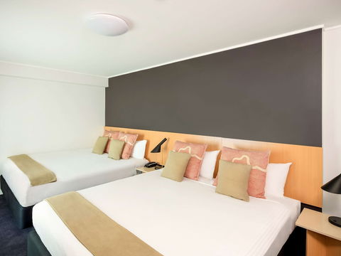 Ibis Sydney World Square - Holiday Adelaide 5