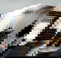 Flinders Hotel - Holiday Adelaide