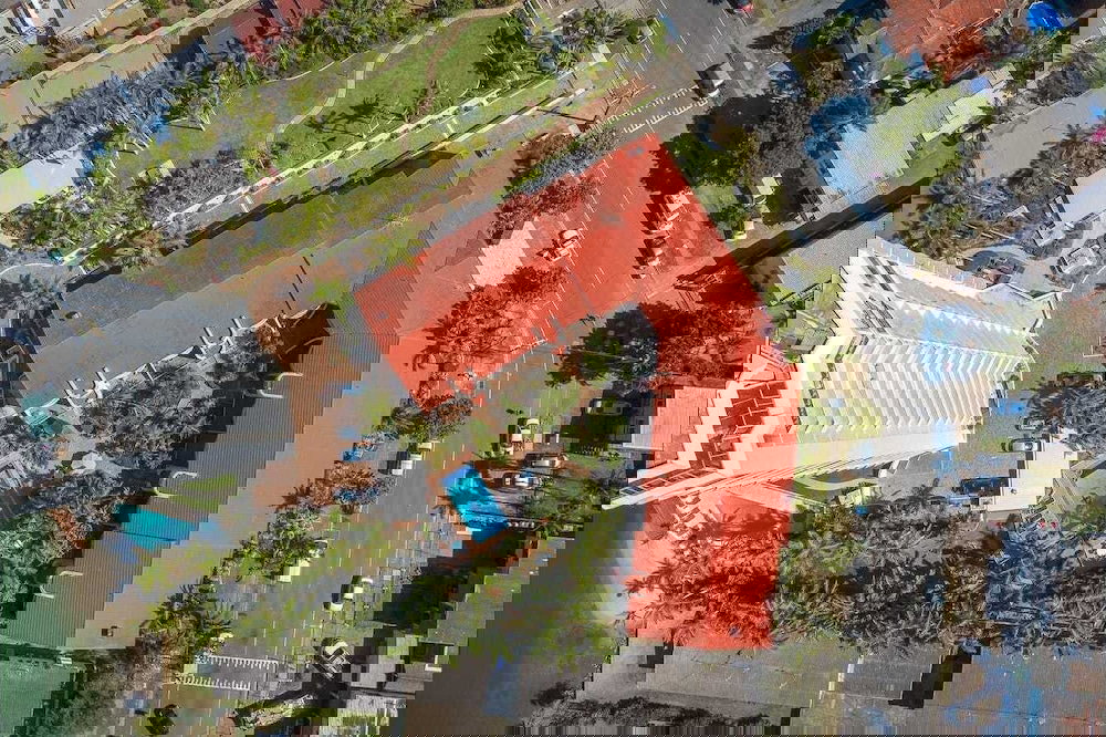 Isle Of Capri QLD Holiday Adelaide