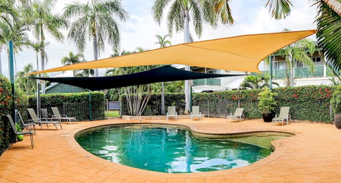 Cable Beachside Villas - Holiday Adelaide 2