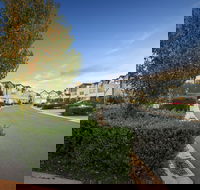 Quest Sanctuary Lakes - Holiday Adelaide