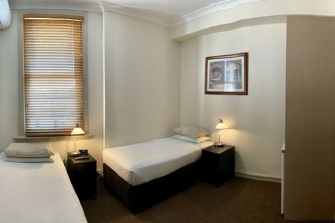 Ashfield Manor - Holiday Adelaide 3