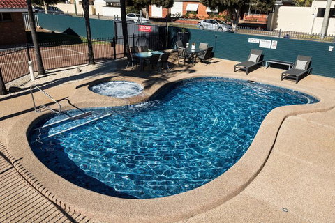Addison Motor Inn - Holiday Adelaide 3