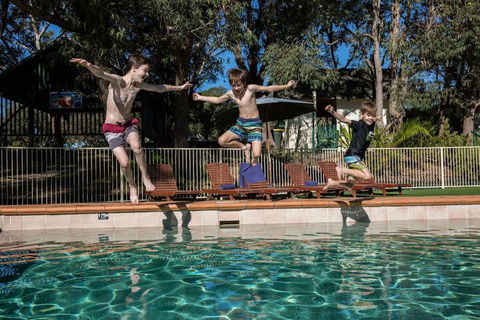 The Retreat Port Stephens - Holiday Adelaide 4