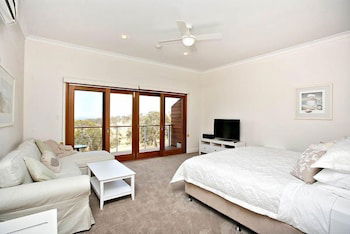 Seascape Retreat - Holiday Adelaide 4