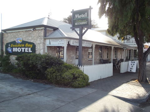 Guichen Bay Motel - Holiday Adelaide 0