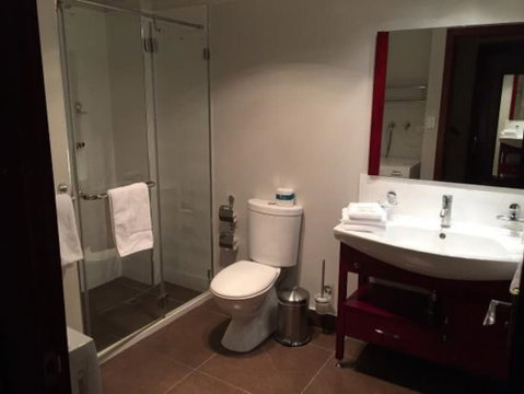 Hampden At Battery Point Apartments - Holiday Adelaide 4