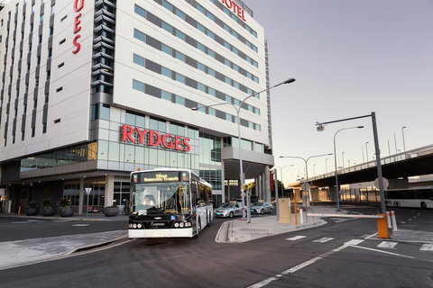 Rydges Sydney Airport Hotel - Holiday Adelaide 2