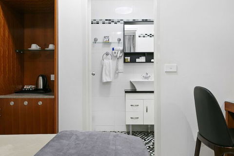 Comfort Inn & Suites Burwood - Holiday Adelaide 7
