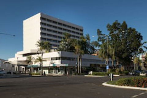 Rydges Plaza Cairns - Holiday Adelaide 0