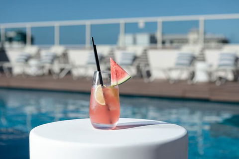Rydges Plaza Cairns - Holiday Adelaide 7