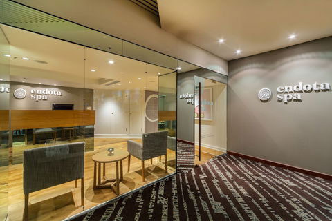 Four Seasons Hotel Sydney - Holiday Adelaide 3