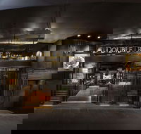 DoubleTree by Hilton Hotel Melbourne - Flinders Street - Holiday Adelaide