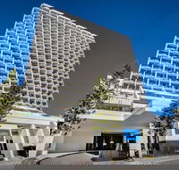 Mantra on View Hotel - Holiday Adelaide