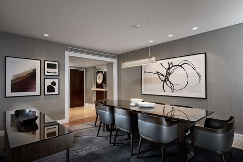 Hilton Sydney - Holiday Adelaide 6