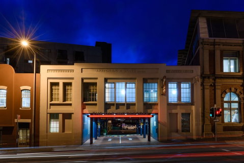 Old Woolstore Apartment Hotel - Holiday Adelaide 0