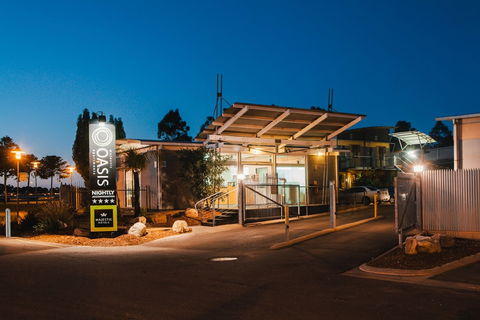 Majestic Oasis Apartments - Holiday Adelaide 0