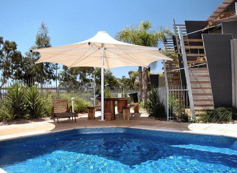 Majestic Oasis Apartments - Holiday Adelaide 2