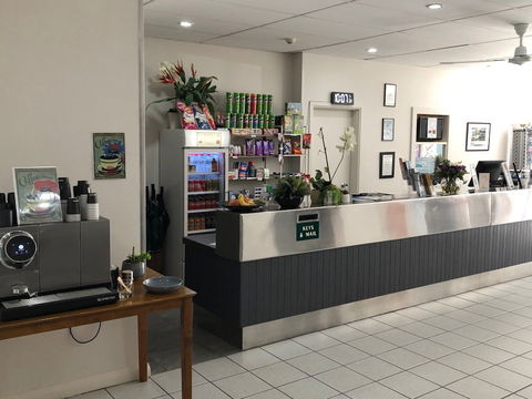 Cairns Plaza Hotel - Holiday Adelaide 4