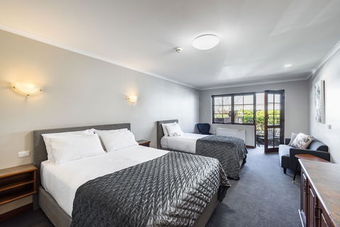 Adelaide Inn - Holiday Adelaide 5