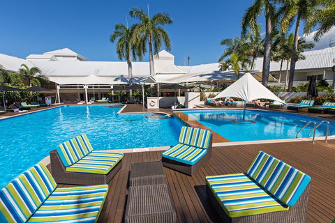 Shangri-La The Marina, Cairns - Holiday Adelaide 2