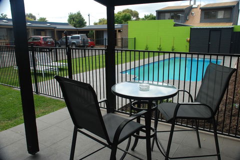 Mitchell On Main Motel & Apartments - Holiday Adelaide 2