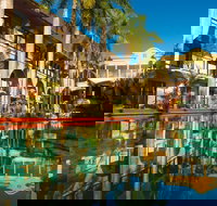 Palm Royale Cairns - Holiday Adelaide