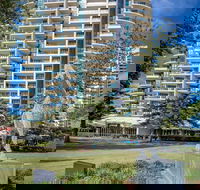 Mantra Broadbeach on the Park - Holiday Adelaide