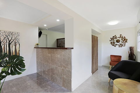 Tudor Motor Inn Warrnambool - Holiday Adelaide 1
