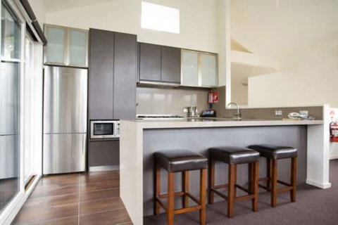 Lake Crackenback Resort & Spa - Holiday Adelaide 6