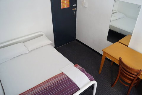 Maze Backpackers - Holiday Adelaide 6