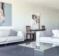 Mullaloo Beach Hotel  Apartments - Holiday Adelaide