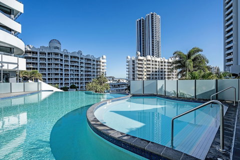 The Wave Resort - Holiday Adelaide 4