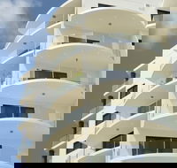Piermonde Apartments - Cairns - Holiday Adelaide