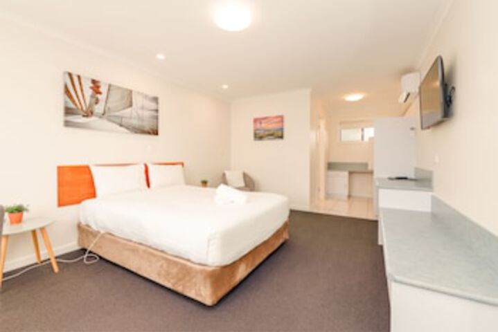 Abbotsham TAS Holiday Adelaide