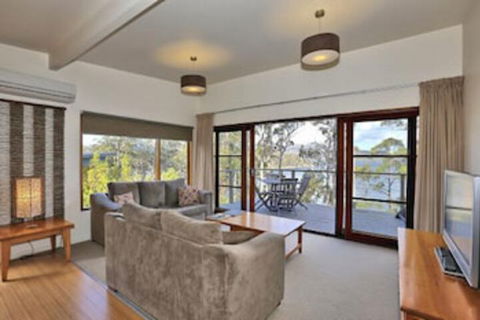 Stewarts Bay Lodge - Holiday Adelaide 0