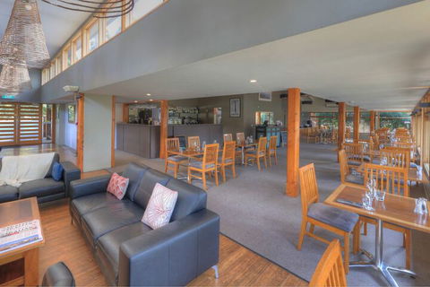 Stewarts Bay Lodge - Holiday Adelaide 2