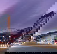 Travelodge Hotel Melbourne Docklands - Holiday Adelaide