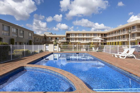 Central Motel & Apartments Signature Collection - Holiday Adelaide 2
