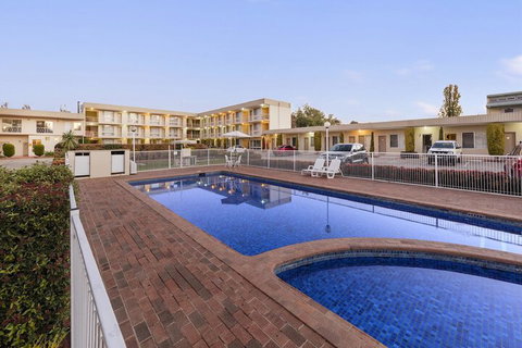 Central Motel & Apartments Signature Collection - Holiday Adelaide 3