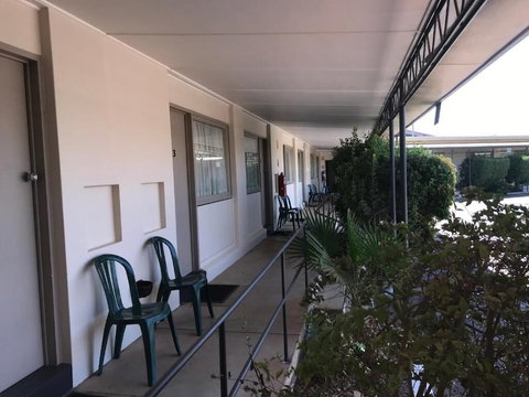 Ben Hall Motor Inn - Holiday Adelaide 3