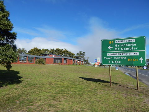 Kingston Lobster Motel - Holiday Adelaide 6
