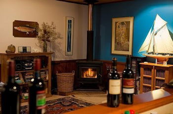 Bilpin Country Lodge - Holiday Adelaide 3