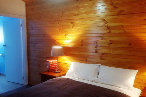 Clunes Motel - Holiday Adelaide 6