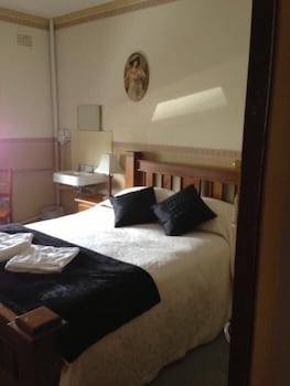 Walcha Royal Accommodation - Holiday Adelaide 4