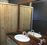 Carinya Village Jindabyne - Holiday Adelaide