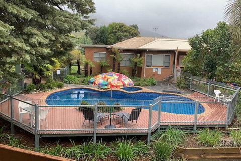 Mountain Creek Motel - Holiday Adelaide 7